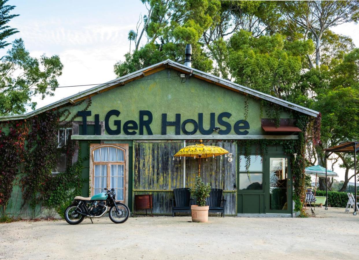 Converted Barn - Tiger House Hermitage แฮฟล็อค นอร์ท ภายนอก รูปภาพ